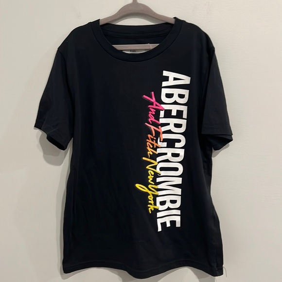 Abercrombie Kids Boys Black T-shirt - Picture 1 of 4